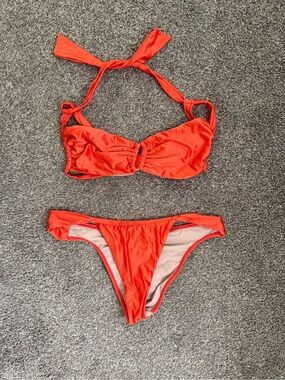 PQ SWIM STEVIE BIKINI TOP and bottom both size Large